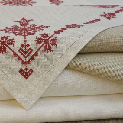 230 - Embroidery linen
